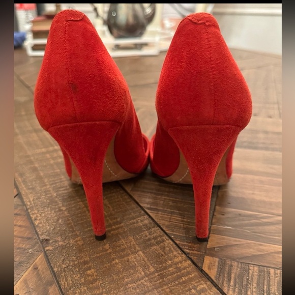 Alice + Olivia Red Suede Heels- Size 8 - Picture 3 of 5